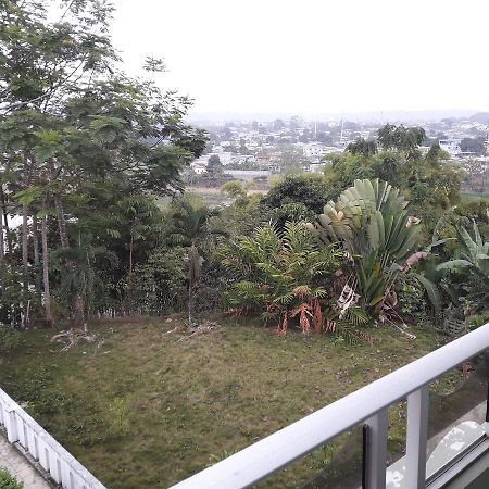 Hotel Ecologico Riverside Quevedo Exterior photo